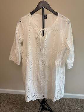 CAL STYLE White‎ Eyelet Embroidered Tiered Mini Dress